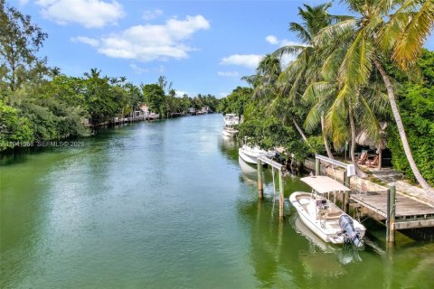 Appartement à louer à Miami Beach, Floride: 1 chambre, 65.96 m2 № 1998778 - photo 18