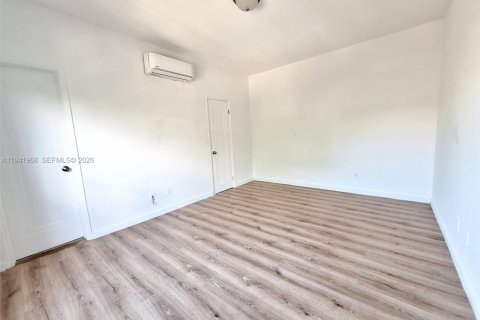 Appartement à louer à Miami Beach, Floride: 1 chambre, 65.96 m2 № 1998778 - photo 13
