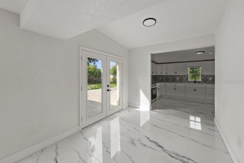 Villa ou maison à vendre à Orlando, Floride: 5 chambres, 182.92 m2 № 2096566 - photo 8