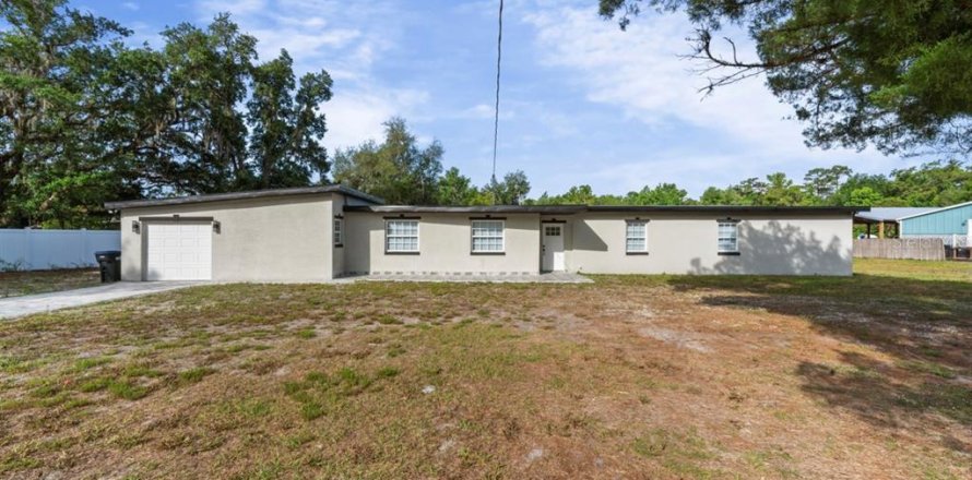 Villa ou maison à Orlando, Floride 5 chambres, 182.92 m2 № 2096566