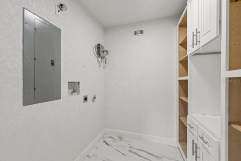 Villa ou maison à vendre à Orlando, Floride: 5 chambres, 182.92 m2 № 2096566 - photo 13
