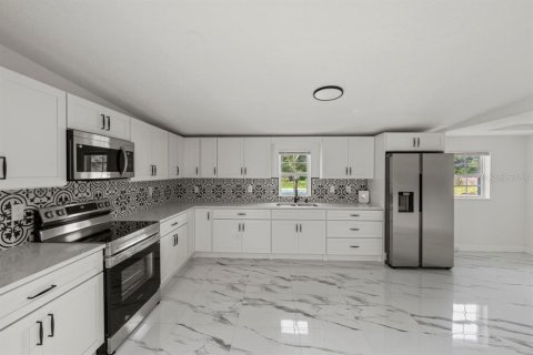 Villa ou maison à vendre à Orlando, Floride: 5 chambres, 182.92 m2 № 2096566 - photo 11