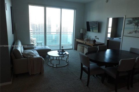 Copropriété à louer à Miami, Floride: 2 chambres, 91.6 m2 № 1982908 - photo 2