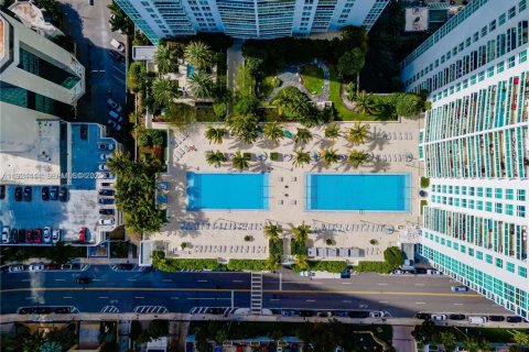 Copropriété à louer à Miami, Floride: 2 chambres, 91.6 m2 № 1982908 - photo 26