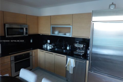 Copropriété à louer à Miami, Floride: 2 chambres, 91.6 m2 № 1982908 - photo 8