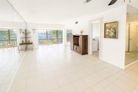 Copropriété à vendre à Miami, Floride: 2 chambres, 108.7 m2 № 1949220 - photo 2
