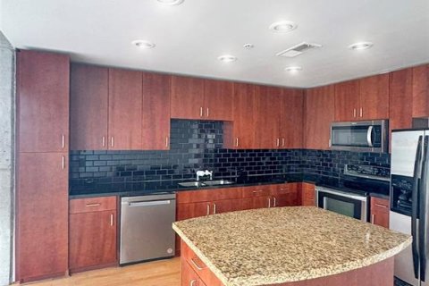 Condo in Orlando, Florida, 1 bedroom  № 1736756 - photo 4