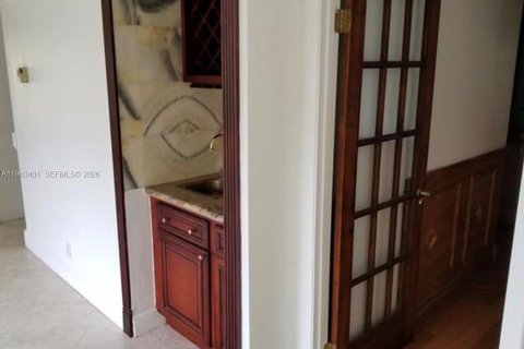 Снять в аренду кондоминиум в Уэстон, Флорида 2 спальни, 114.36м2, № 2025584 - фото 9