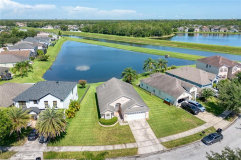 House in Orlando, Florida 4 bedrooms, 162.21 sq.m. № 1877271 - photo 27
