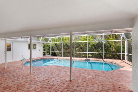 House in Sarasota, Florida 3 bedrooms, 202.16 sq.m. № 1518201 - photo 29