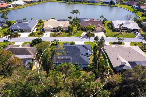 House in Sarasota, Florida 3 bedrooms, 202.16 sq.m. № 1518201 - photo 3