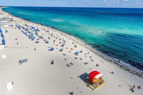 Copropriété à vendre à Miami Beach, Floride: 39.02 m2 № 1974607 - photo 17