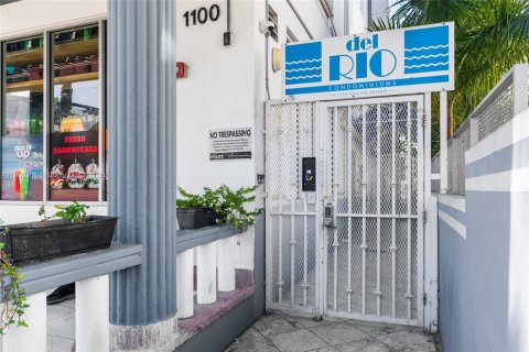 Copropriété à vendre à Miami Beach, Floride: 39.02 m2 № 1974607 - photo 11