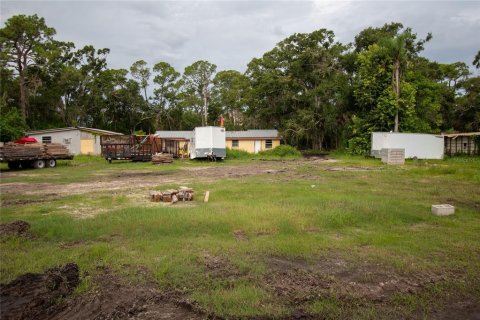 Commercial property in Sarasota, Florida 119.1 sq.m. № 2298572 - photo 5