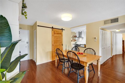 Купить кондоминиум в Холливуд, Флорида 2 спальни, 97.55м2, № 1990859 - фото 6