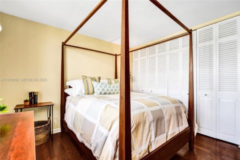 Купить кондоминиум в Холливуд, Флорида 2 спальни, 97.55м2, № 1990859 - фото 15