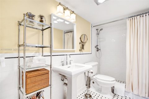 Купить кондоминиум в Холливуд, Флорида 2 спальни, 97.55м2, № 1990859 - фото 12