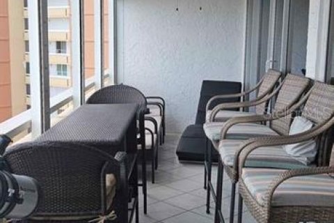 Condo in Redington Shores, Florida, 1 bedroom  № 1534934 - photo 14