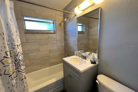 Villa ou maison à louer à Port Charlotte, Floride: 2 chambres, 60.2 m2 № 1833054 - photo 8