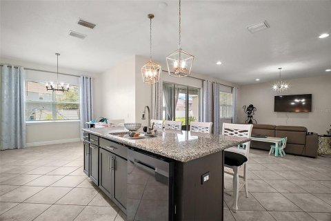 Villa ou maison à louer à Davenport, Floride: 5 chambres, 280.29 m2 № 2342409 - photo 13