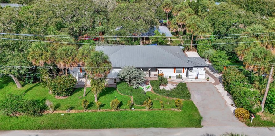 Immobilier commercial à Vero Beach, Floride 287.9 m2 № 2268530