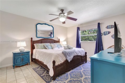 Immobilier commercial à vendre à Vero Beach, Floride: 287.9 m2 № 2268530 - photo 15