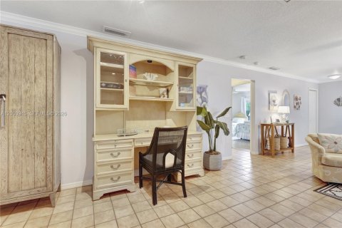 Immobilier commercial à vendre à Vero Beach, Floride: 287.9 m2 № 2268530 - photo 9