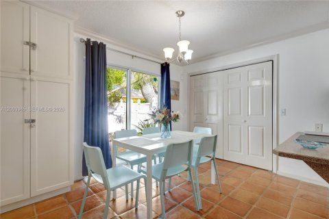 Immobilier commercial à vendre à Vero Beach, Floride: 287.9 m2 № 2268530 - photo 28