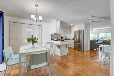 Immobilier commercial à vendre à Vero Beach, Floride: 287.9 m2 № 2268530 - photo 29
