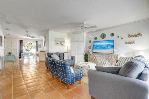 Immobilier commercial à vendre à Vero Beach, Floride: 287.9 m2 № 2268530 - photo 20