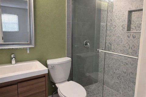 Villa ou maison à louer à Miami, Floride: 3 chambres, 99.41 m2 № 2066566 - photo 20