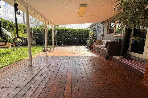 Villa ou maison à louer à Miami, Floride: 3 chambres, 99.41 m2 № 2066566 - photo 23