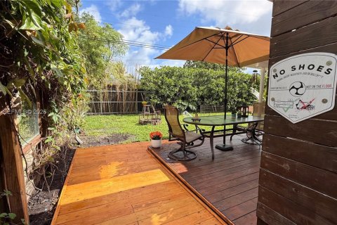 Villa ou maison à louer à Miami, Floride: 3 chambres, 99.41 m2 № 2066566 - photo 25