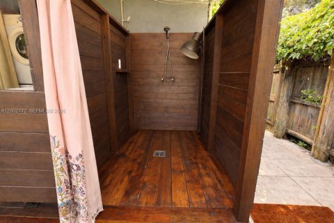 Villa ou maison à louer à Miami, Floride: 3 chambres, 99.41 m2 № 2066566 - photo 22