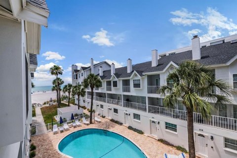 Touwnhouse à vendre à Redington Shores, Floride: 2 chambres, 114.92 m2 № 2212074 - photo 26