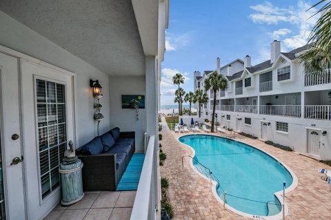 Touwnhouse à vendre à Redington Shores, Floride: 2 chambres, 114.92 m2 № 2212074 - photo 24
