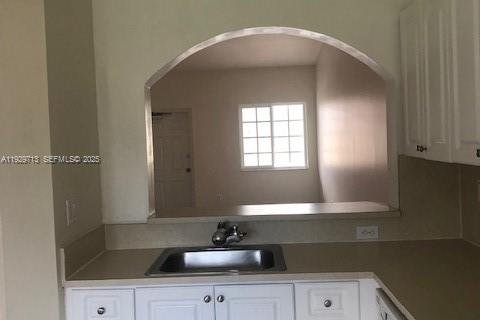 Condo in Homestead, Florida, 2 bedrooms  № 1988584 - photo 7