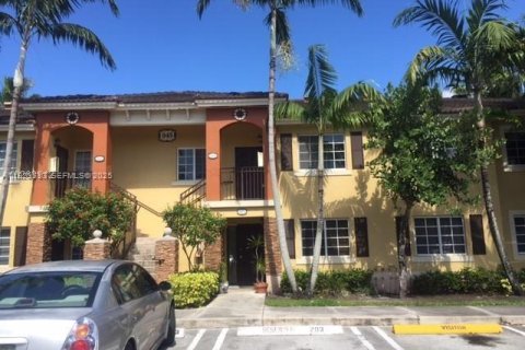 Condo in Homestead, Florida, 2 bedrooms  № 1988584