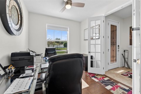 House in Riverview, Florida 6 bedrooms, 397.25 sq.m. № 2091894 - photo 27