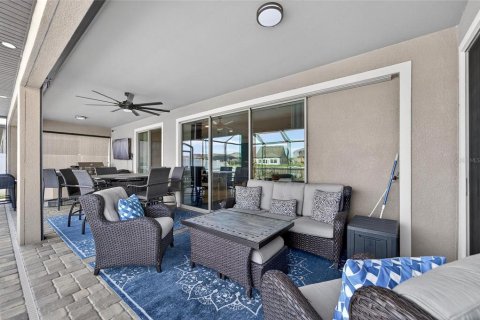 House in Riverview, Florida 6 bedrooms, 397.25 sq.m. № 2091894 - photo 12