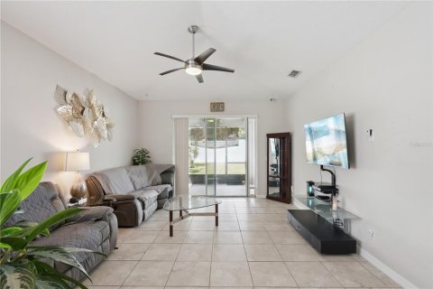 Villa ou maison à vendre à Groveland, Floride: 4 chambres, 179.49 m2 № 2199469 - photo 13