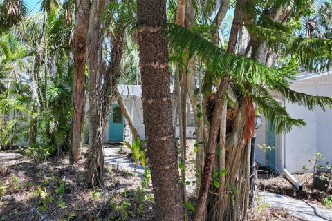 House in Sarasota, Florida 3 bedrooms, 231.88 sq.m. № 1718259 - photo 18