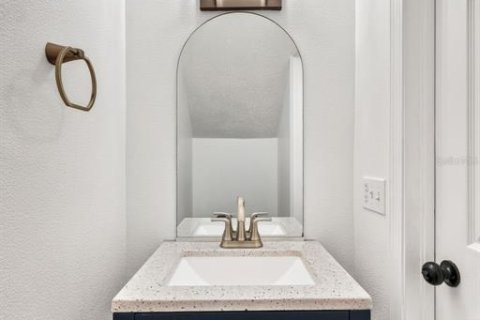 Touwnhouse à vendre à Tampa, Floride: 2 chambres, 107.02 m2 № 2208575 - photo 11