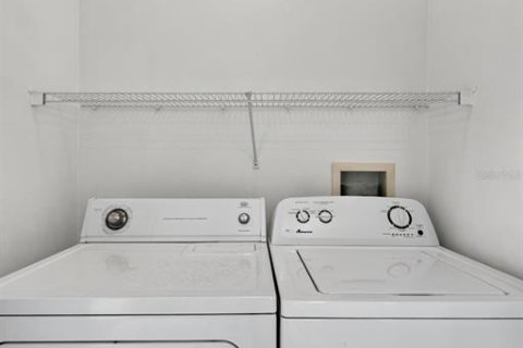 Touwnhouse à vendre à Tampa, Floride: 2 chambres, 107.02 m2 № 2208575 - photo 30