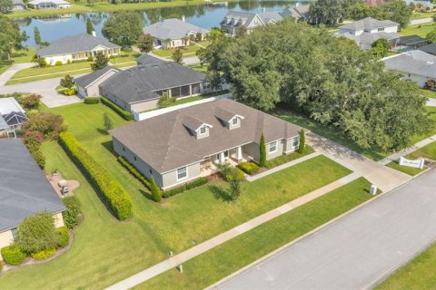 House in Bartow, Florida 4 bedrooms, 239.69 sq.m. № 1833553 - photo 15