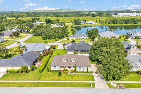 House in Bartow, Florida 4 bedrooms, 239.69 sq.m. № 1833553 - photo 18
