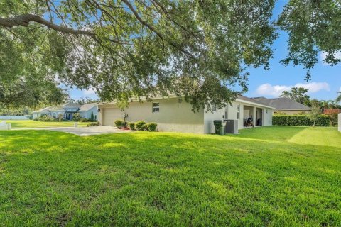 House in Bartow, Florida 4 bedrooms, 239.69 sq.m. № 1833553 - photo 8