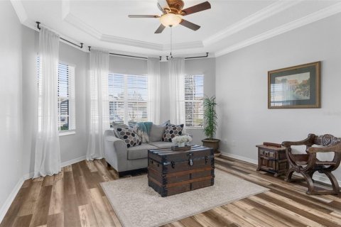 Casa en venta en Spring Hill, Florida, 4 dormitorios, 330.08 m2 № 1724034 - foto 4