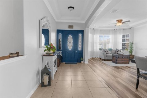 Casa en venta en Spring Hill, Florida, 4 dormitorios, 330.08 m2 № 1724034 - foto 2