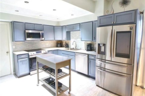 House in Orlando, Florida 3 bedrooms, 150.87 sq.m. № 2427673 - photo 2